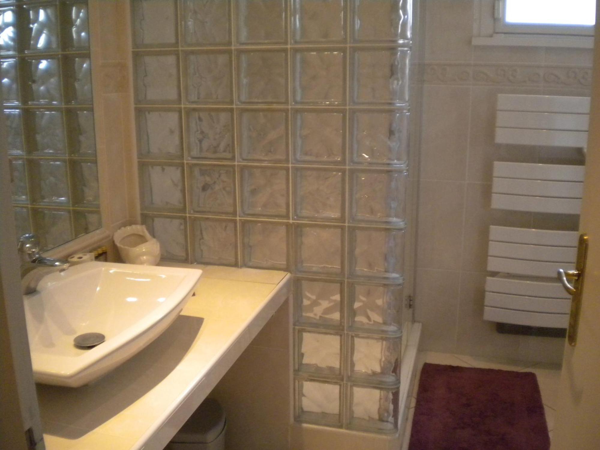 Chambre Hotes Wagram Аячо Екстериор снимка